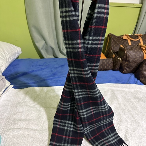 Authentic Burberrys Nova Check Long Scarf Blue - Picture 9 of 9